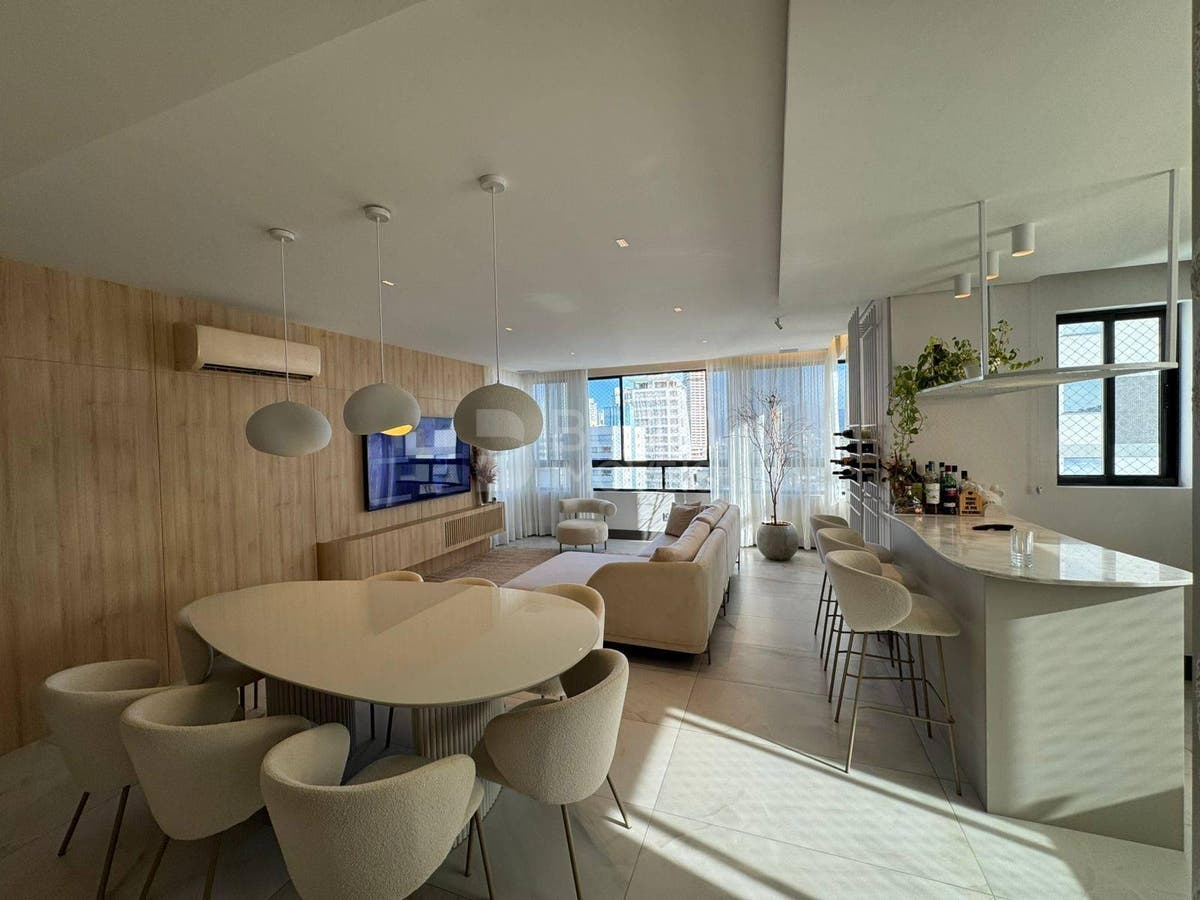 Apartamento de 3 quartos, 130m² no bairro Centro, em Balneário Camboriú | Eu Corretor