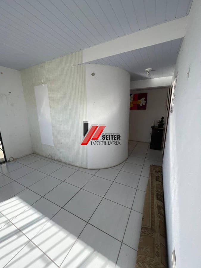 Casa a venda centro de Florianpolis, com 3 dormitorios sendo 1 suíte, vaga de garagem para ate 4 carros