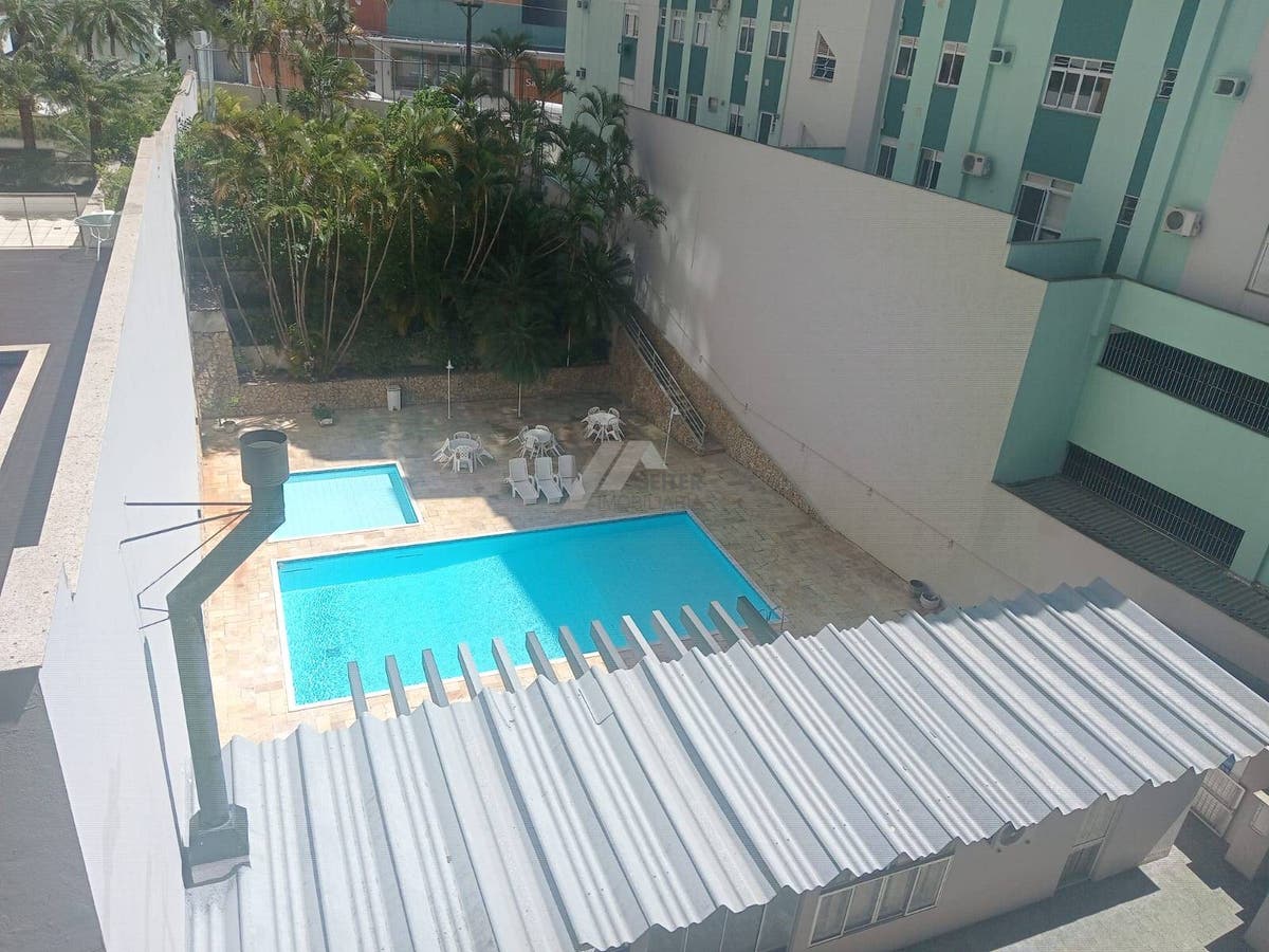 Apartamento 3 quartos para alugar na Av Mauro Ramos