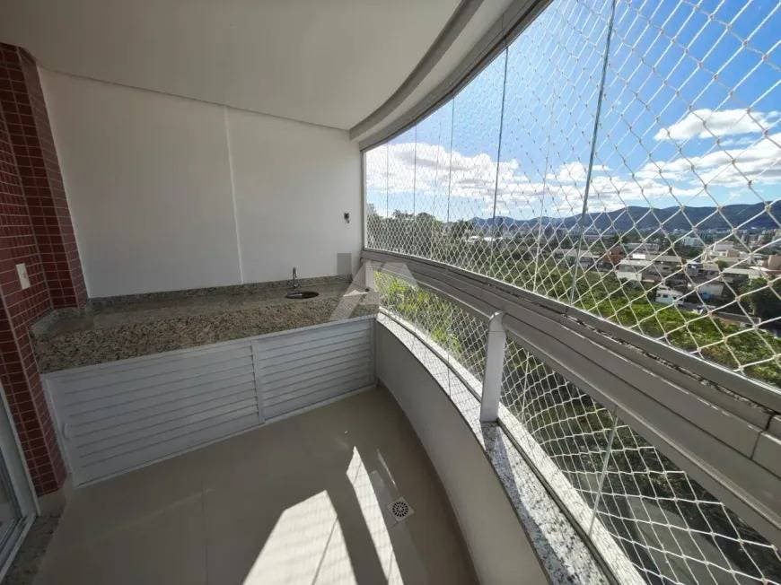 Apartamento com 3 quartos Pantanal Florianópolis