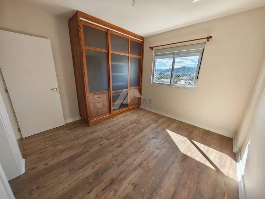 Apartamento com 3 quartos Pantanal Florianópolis