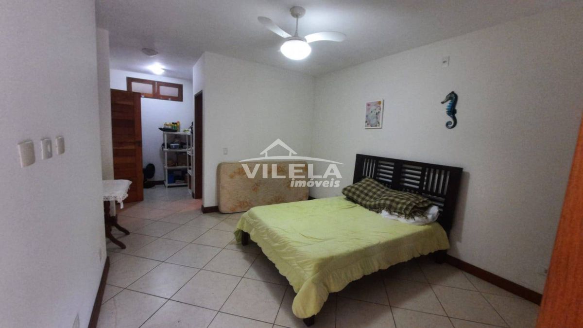 Sobrado com 4 quartos à Venda, Massaguaçu - Caraguatatuba.
