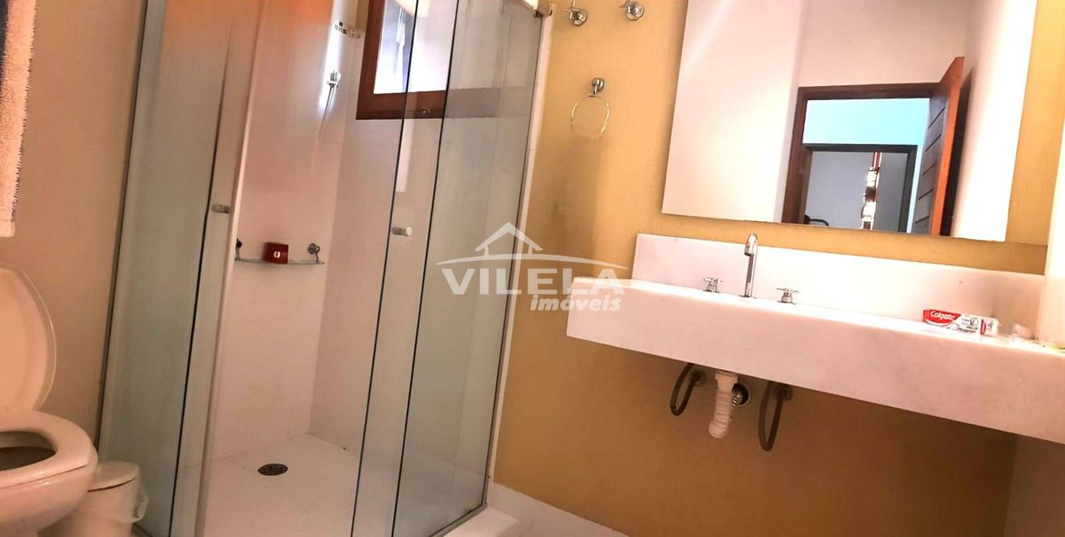 Sobrado com 4 quartos à Venda, Massaguaçu - Caraguatatuba.