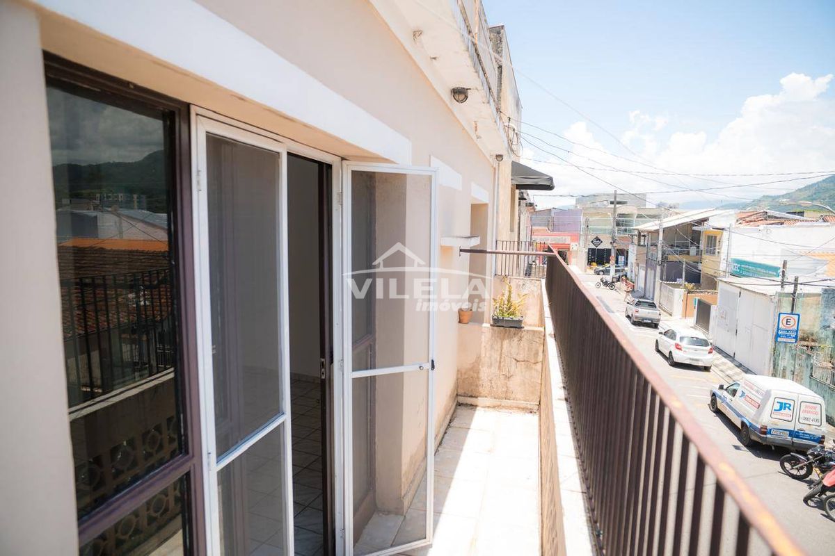 Sobrado residencial e comercial região central de caraguatatuba-sp