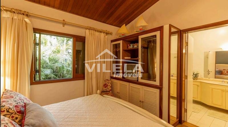 Casa na praia do pulso em ubatuba-sp