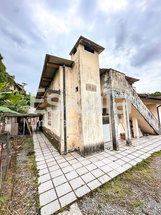 Terreno com 771,23m² + Casa com 146m² Vila Lenzi - Jaraguá do Sul