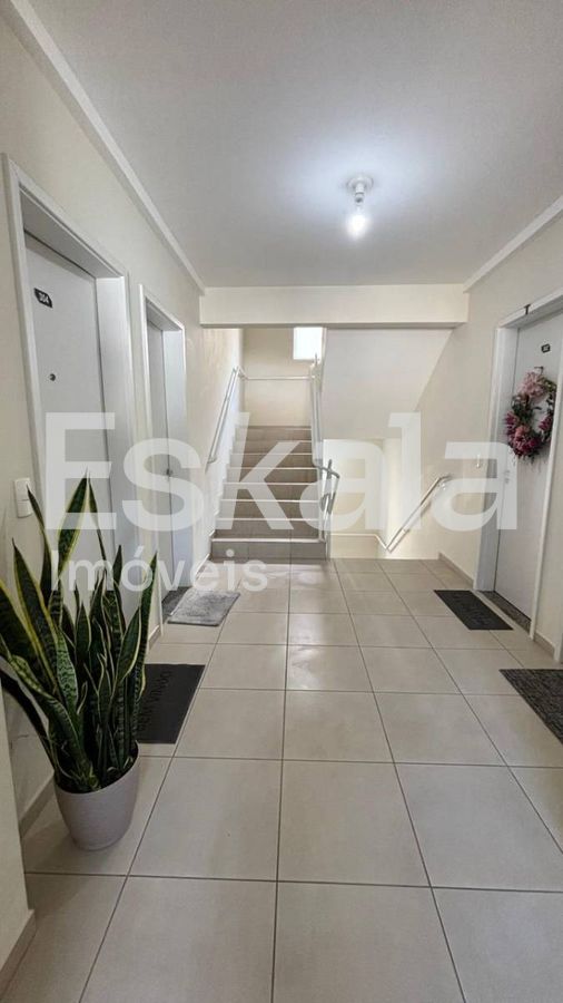 Apartamento semi-mobiliado com 02 quartos barra do rio cerro - jaraguá do sul