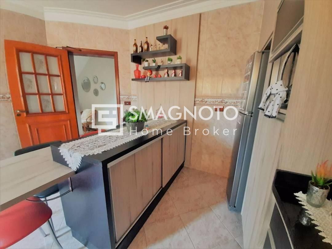 Casa com 3 dormitórios à venda, 186 m² por R$ 650.000,00 - Vila Rezende - Piracicaba/SP