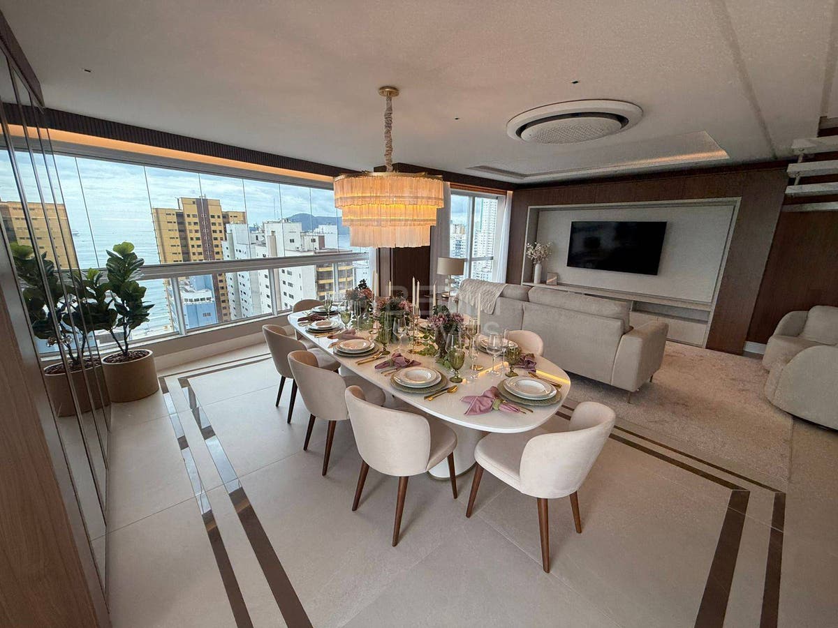 Cobertura de 4 quartos, 326m² no bairro Centro, em Balneário Camboriú | Eu Corretor