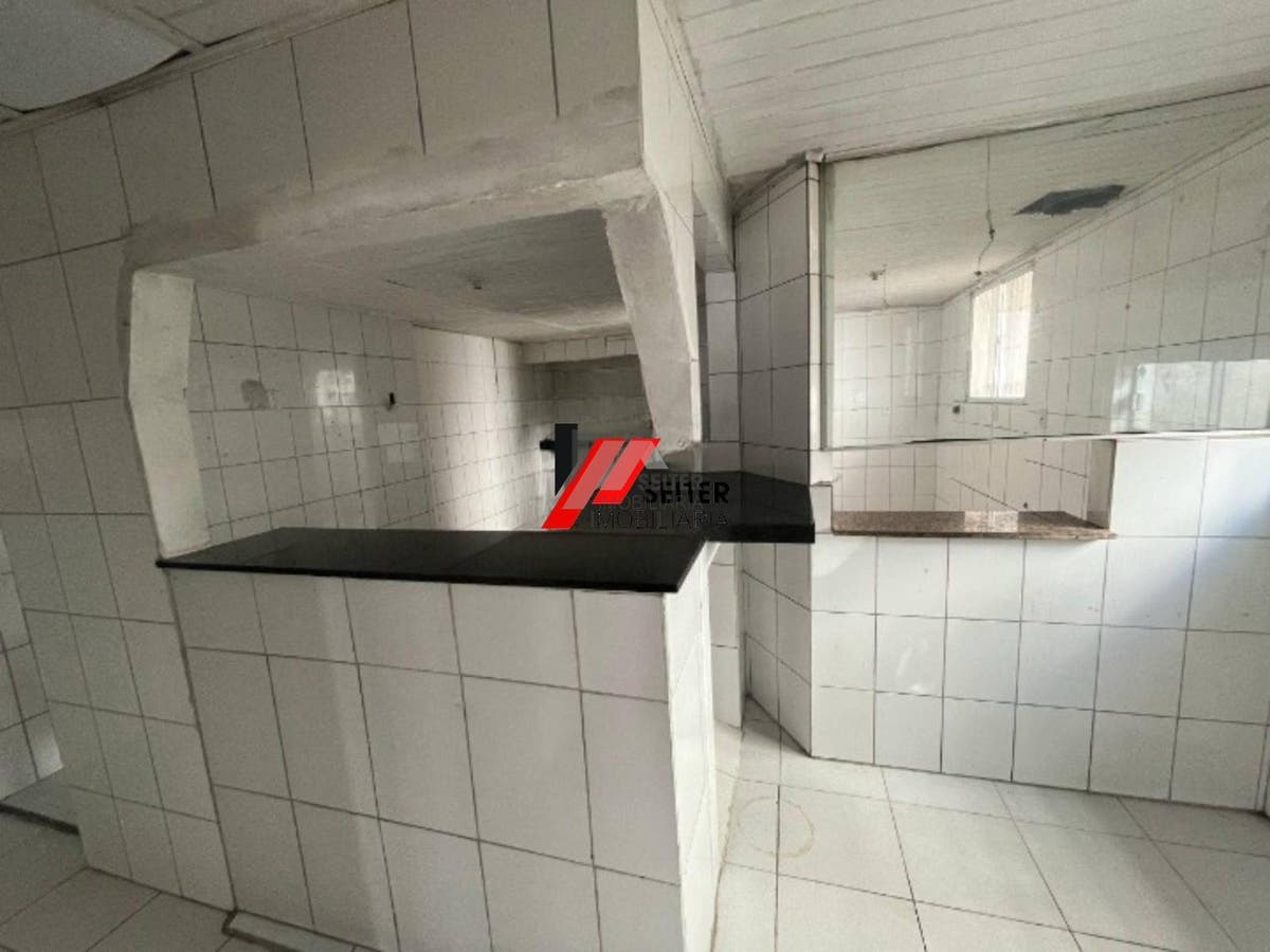 Casa comercial para locação centro de Florianópolis proximo mercado hippo