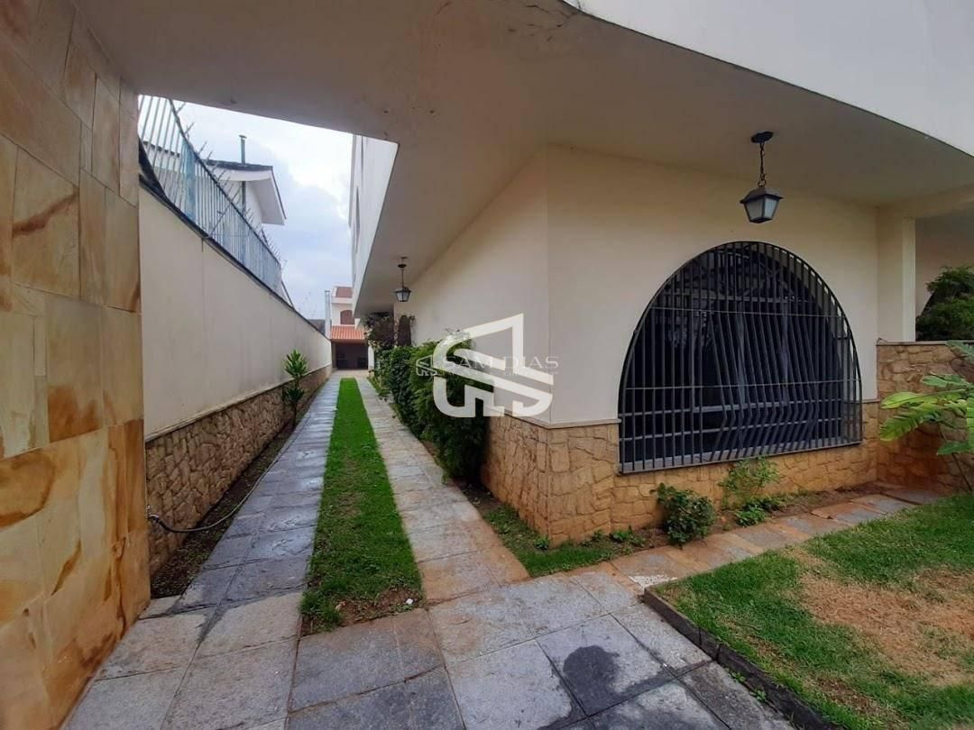 Casa, 4 quartos, 254 m² - Foto 1
