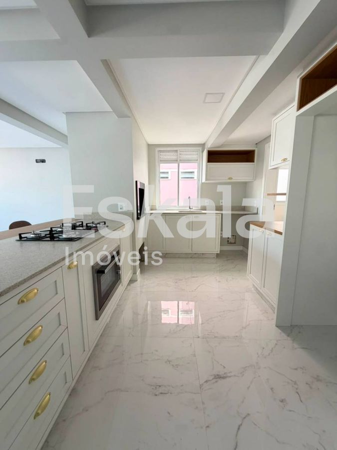 Apartamento, 3 quartos, 199 m² - Foto 1