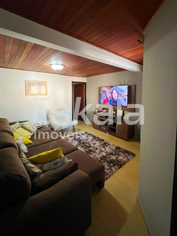 Casa Com 04 Quartos, Sendo 01 Suíte Com Closet Vila Lenzi - Jaraguá do Sul