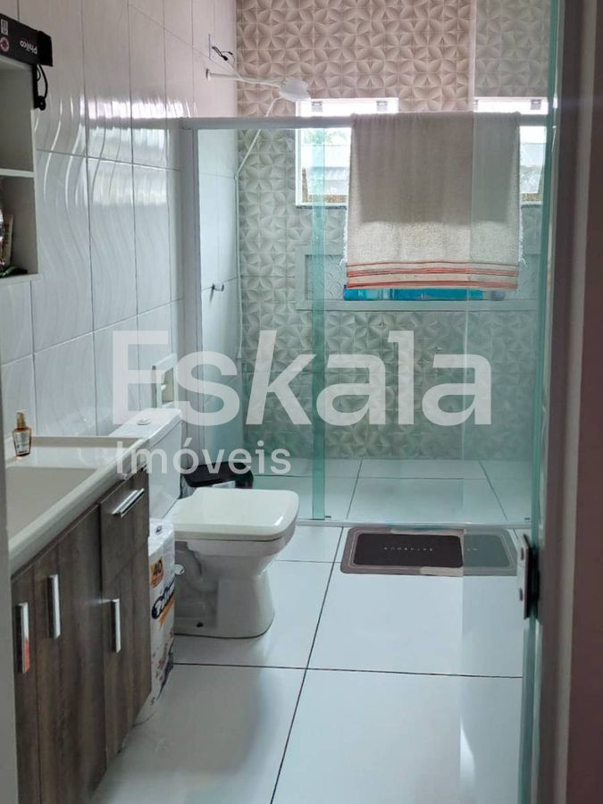 Casa Semimobiliada Com 01 Suíte + 02 Dormitórios Santo Antônio - Jaraguá do Sul