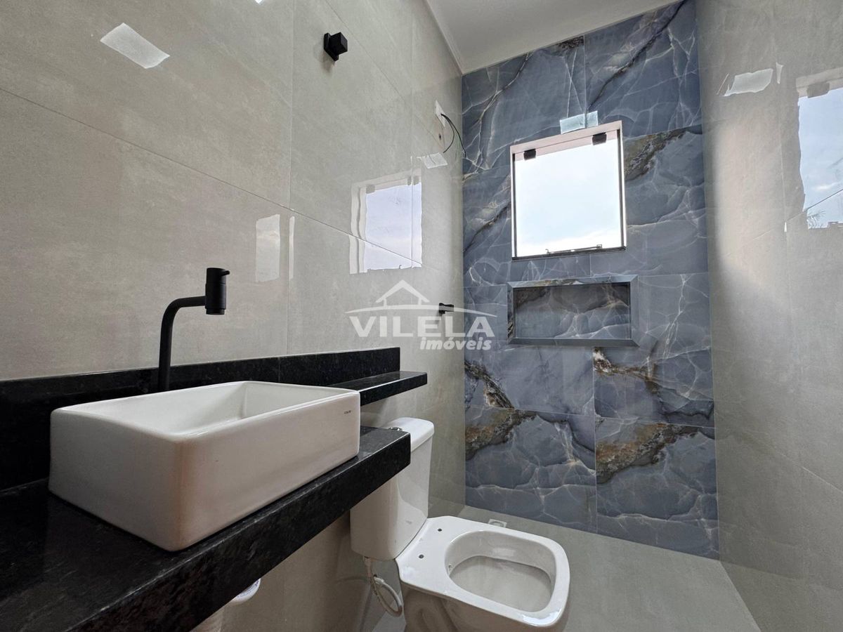 Sobrado Novo com Piscina e Área Gourmet no Bairro Porto Novo -Carguatatuba-Sp