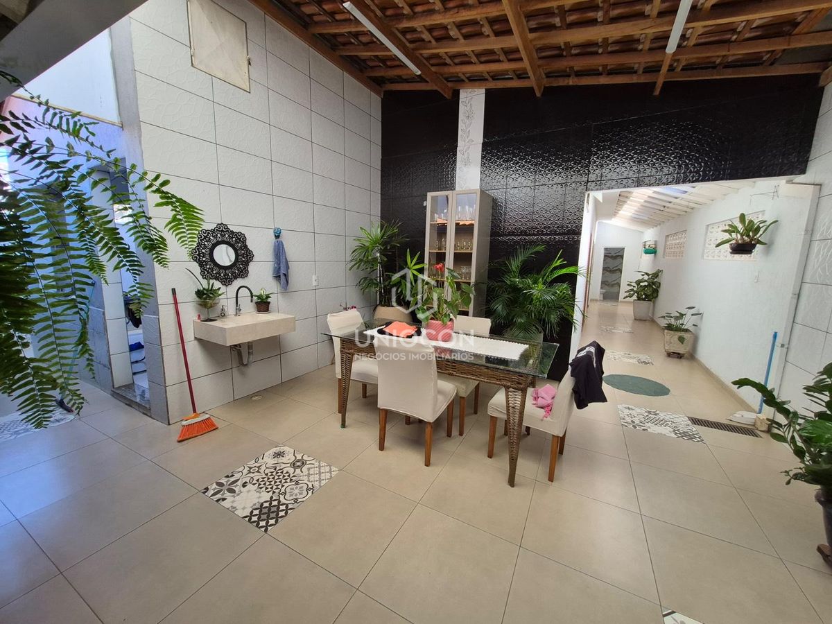 Casa, 3 quartos, 280 m² - Foto 4