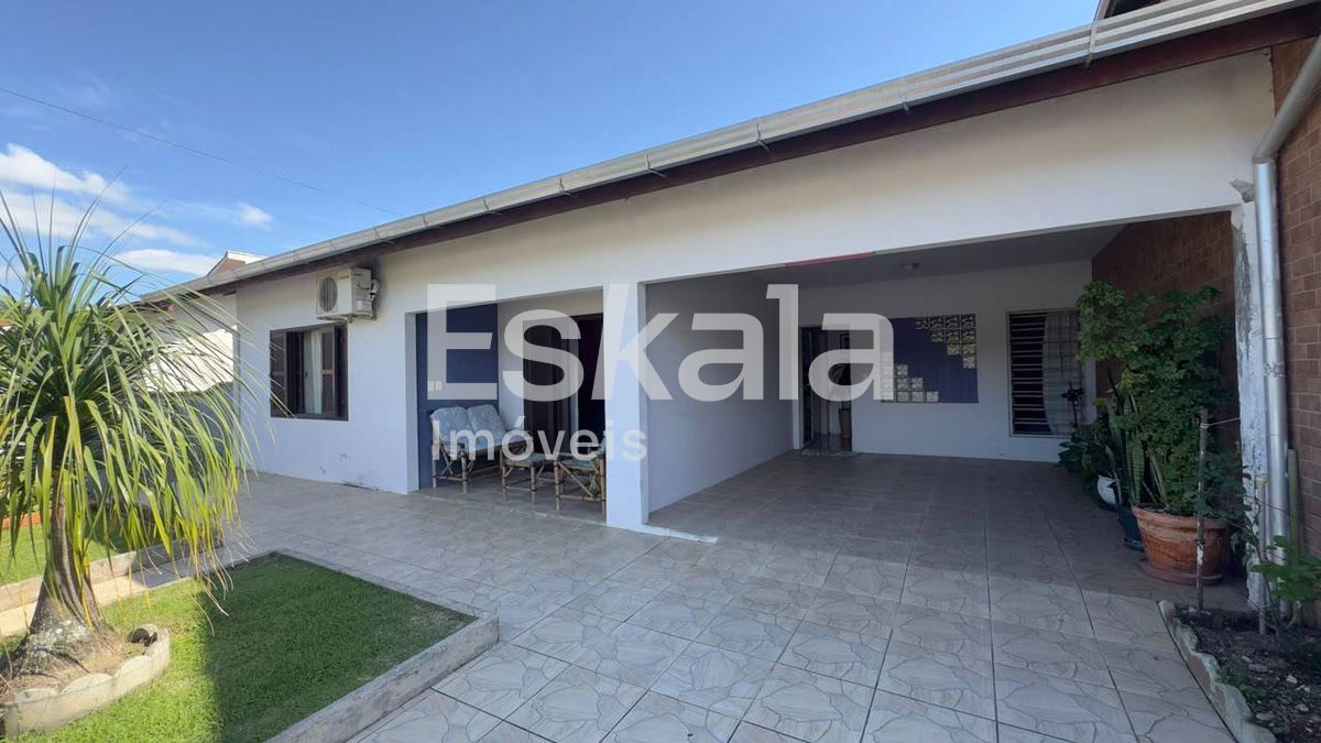 Casa Semobiliada Com 417m² De Área De Terreno São Luís - Jaraguá do Sul