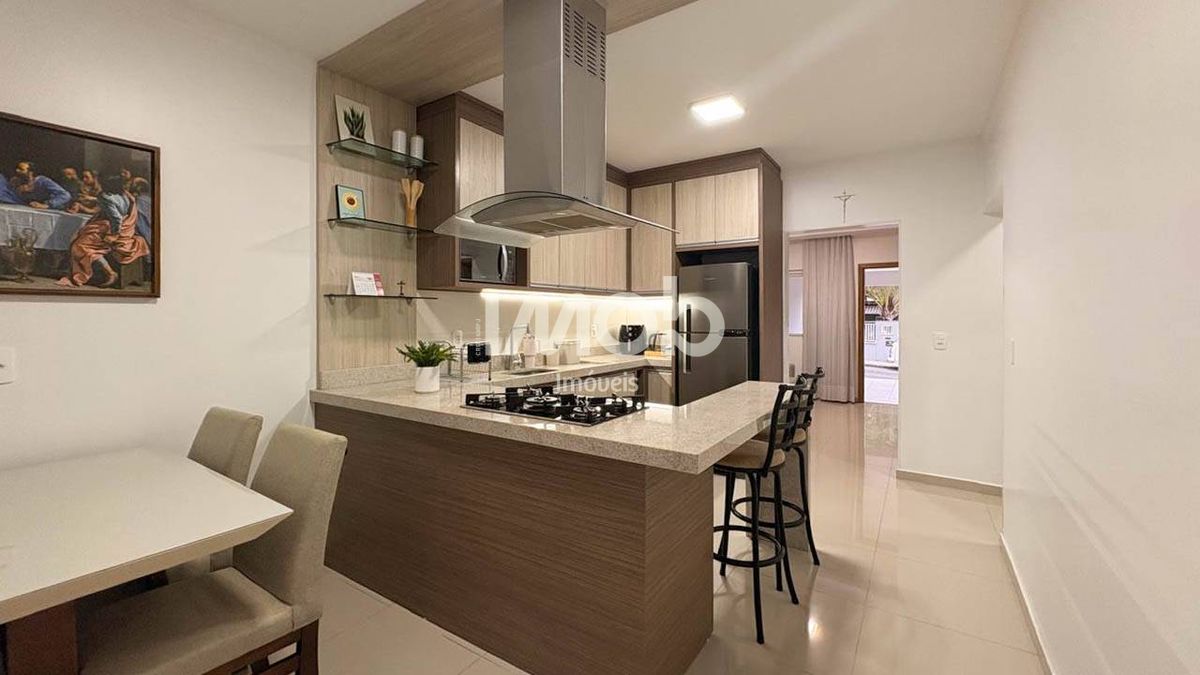 Casa geminada semimobiliada com suíte +1 quarto, são luís