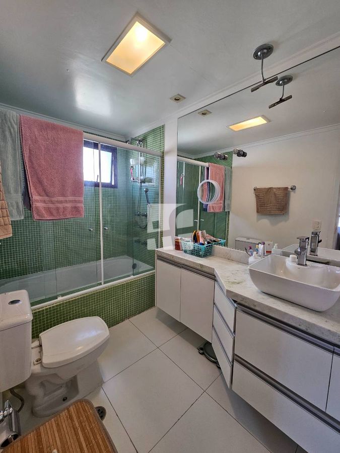 Apartamento com 4 quartos, Campo Belo - São Paulo