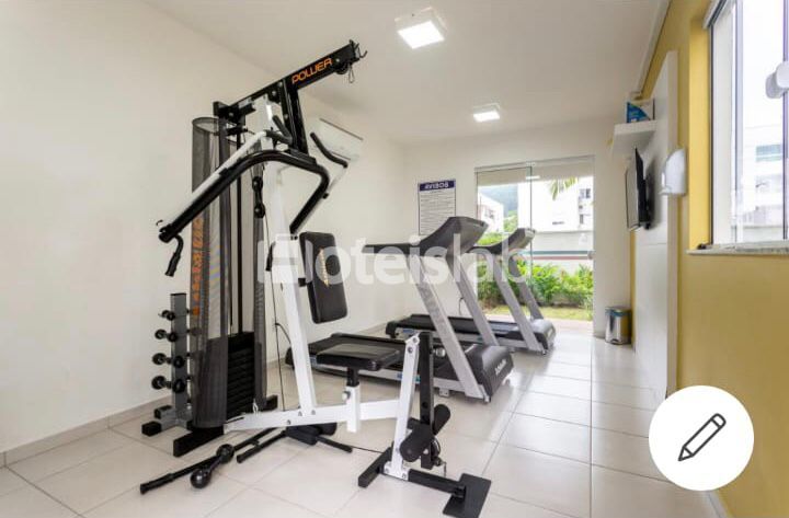 Lindo apartamento de 1 quarto em Canasvieiras, em prédio com piscina