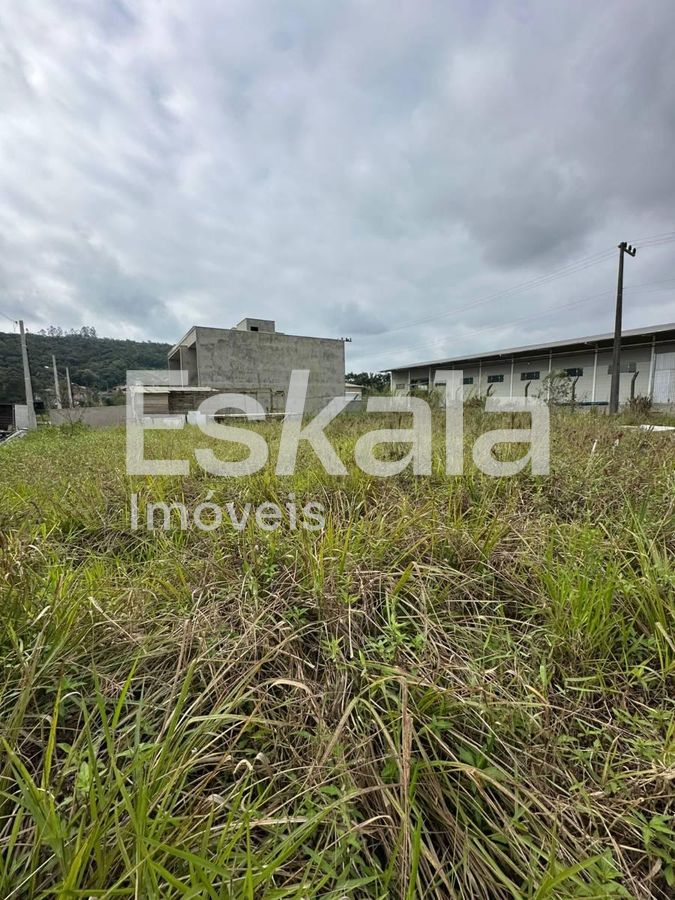 Terreno De Esquina Com 688m² Avaí - Guaramirim