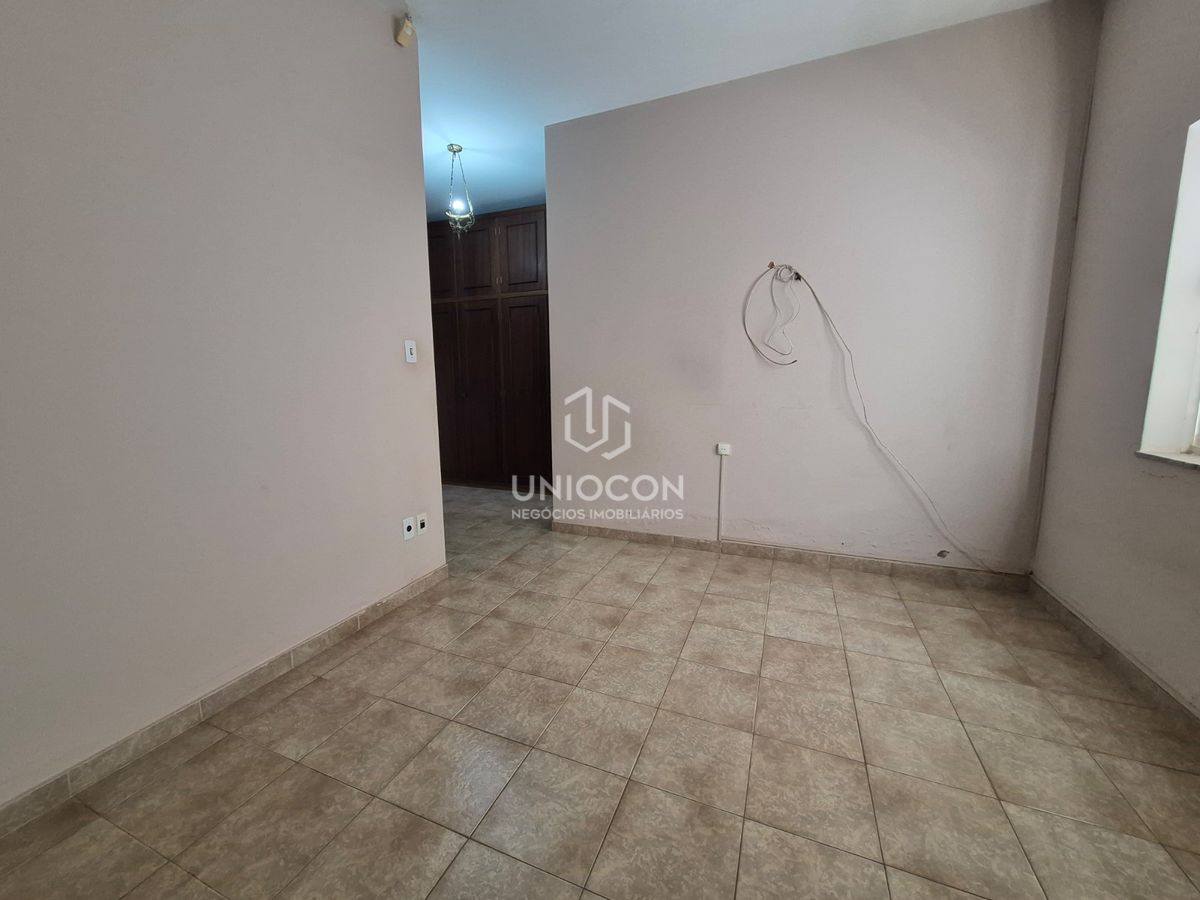 Casa, 3 quartos, 215 m² - Foto 21