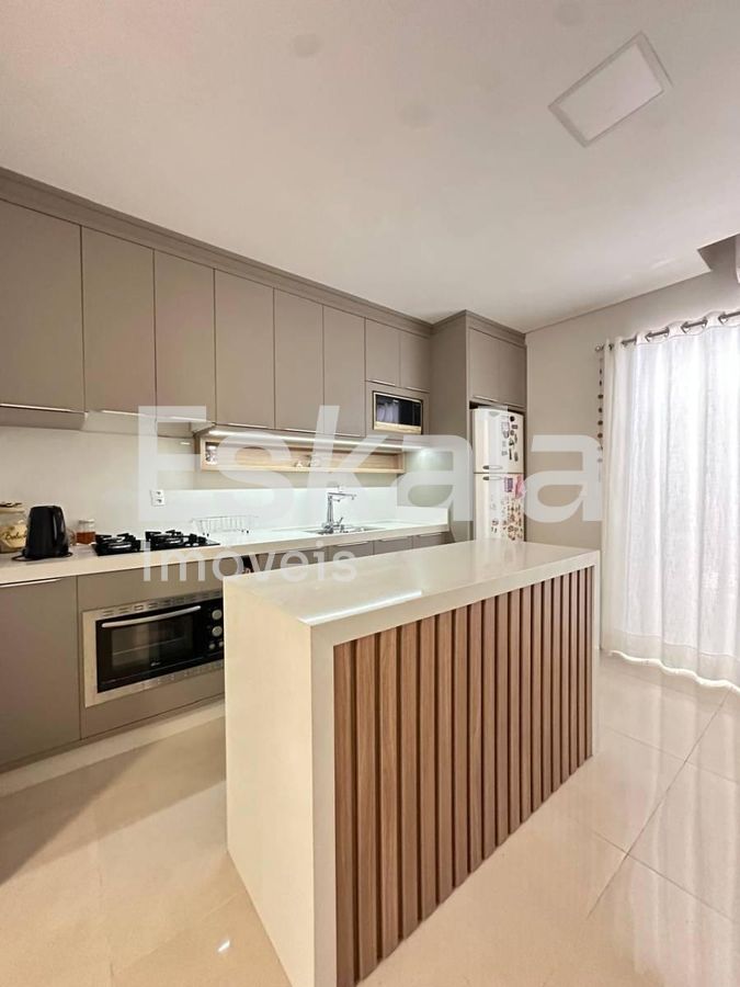 Casa, 3 quartos, 137 m² - Foto 1