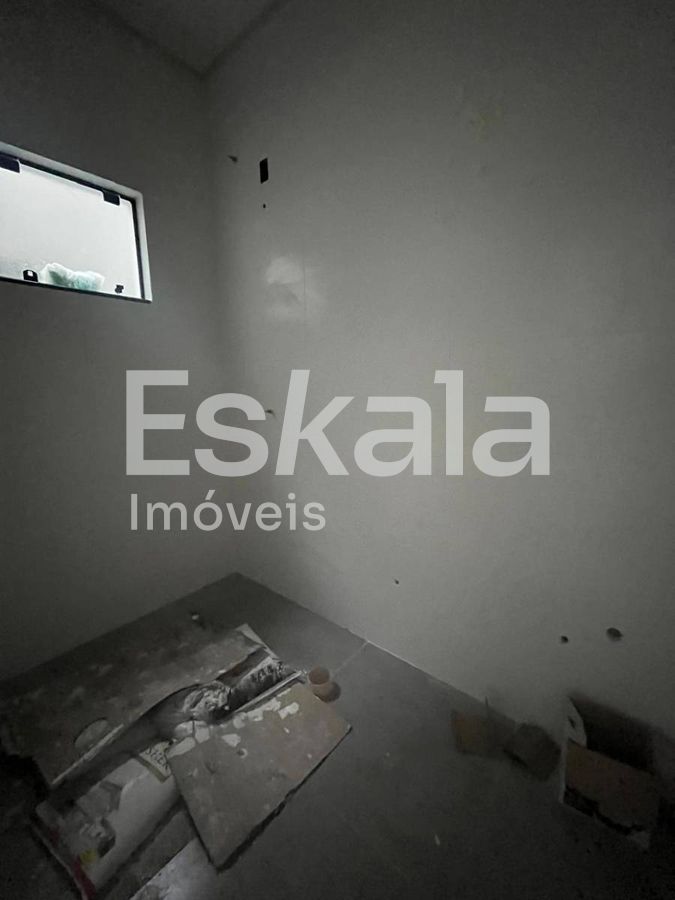 Casa geminada à venda com 01 suíte + 01 quarto Bairro Jaraguá 99