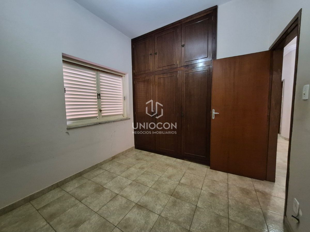 Casa, 3 quartos, 215 m² - Foto 7