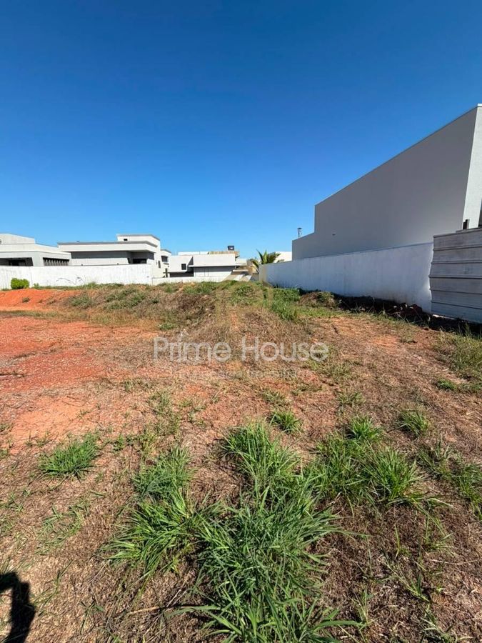 Vende-se Terreno no Condomínio Florais da Mata