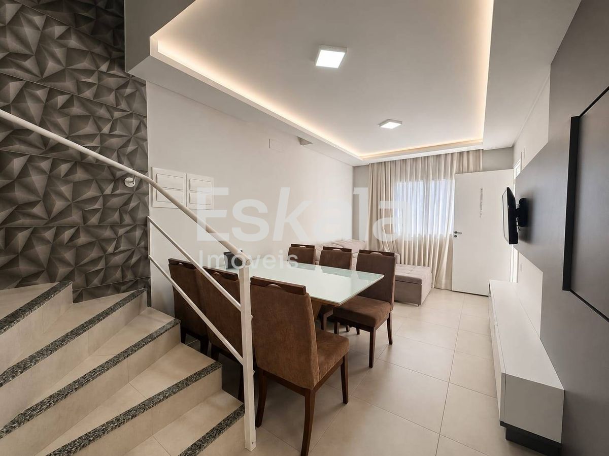 Sobrado Semimobiliado Em Condominío fechado Com 01 Suíte + 01 Quarto Jaraguá 99 - Jaraguá Do Sul