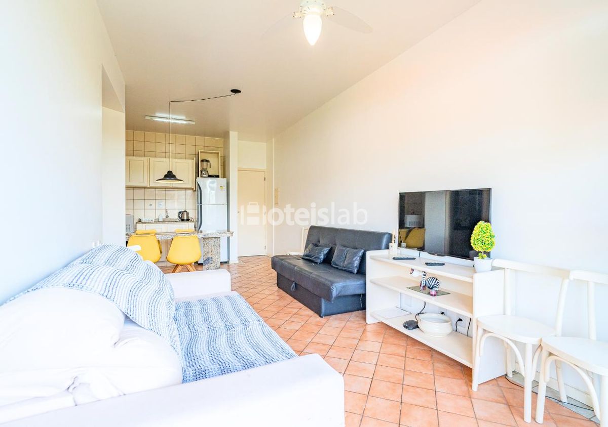 Apartamento de um quarto no Merit Plaza