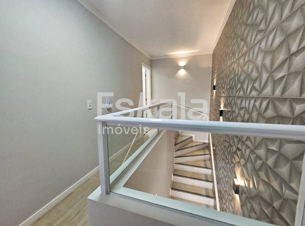 Sobrado Semimobiliado Em Condominío fechado Com 01 Suíte + 01 Quarto Jaraguá 99 - Jaraguá Do Sul