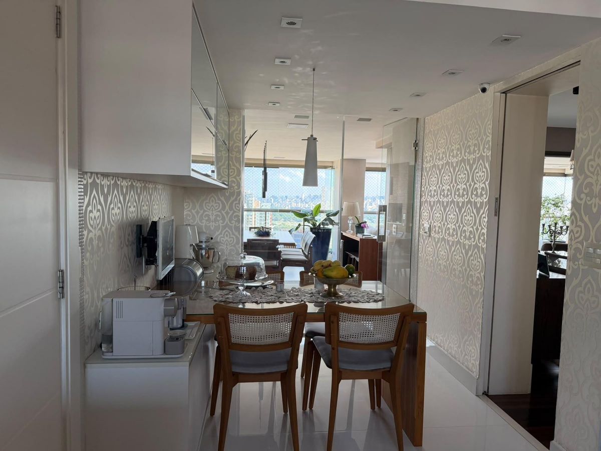 Apartamento, 3 quartos, 252 m² - Foto 7