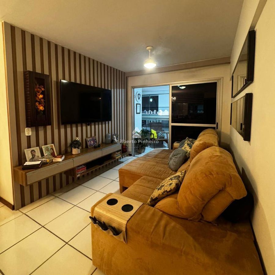 Apartamento à Venda no Centro de Guarapari com 3 Quartos