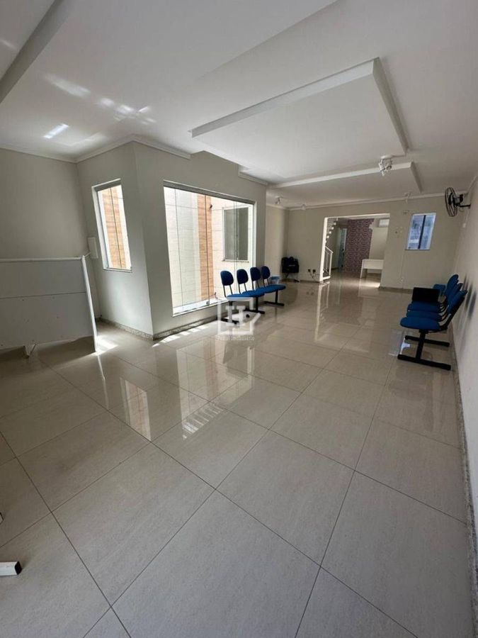 Comercial com 3 quartos à Venda, São José - Aracaju