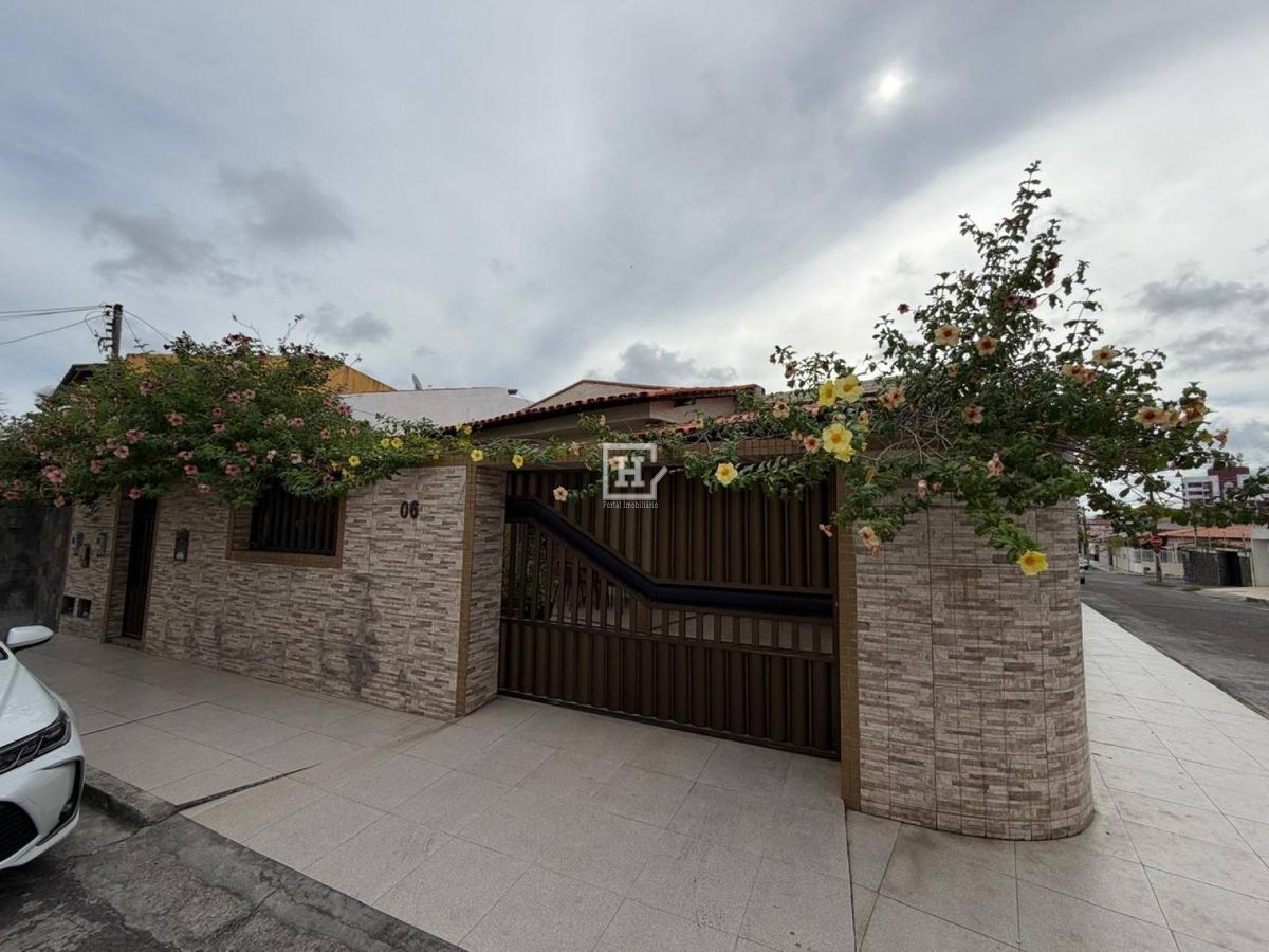 Casa com 6 quartos, Luzia - Aracaju
