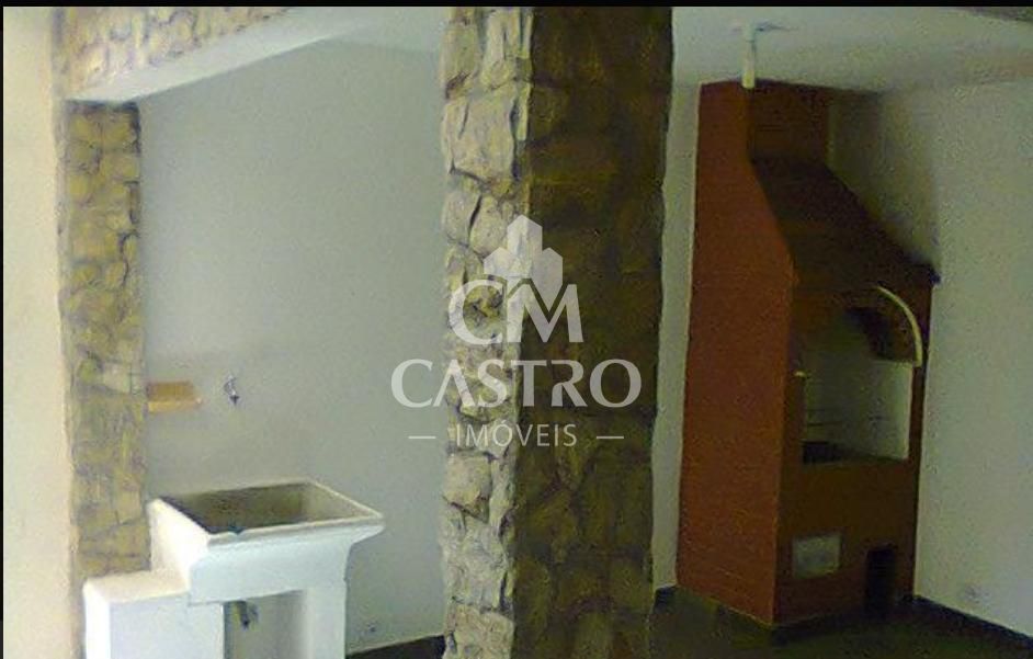 Sobrado 3 Quartos em Vila Granada, São Paulo - Padrão Funcional e Rústico