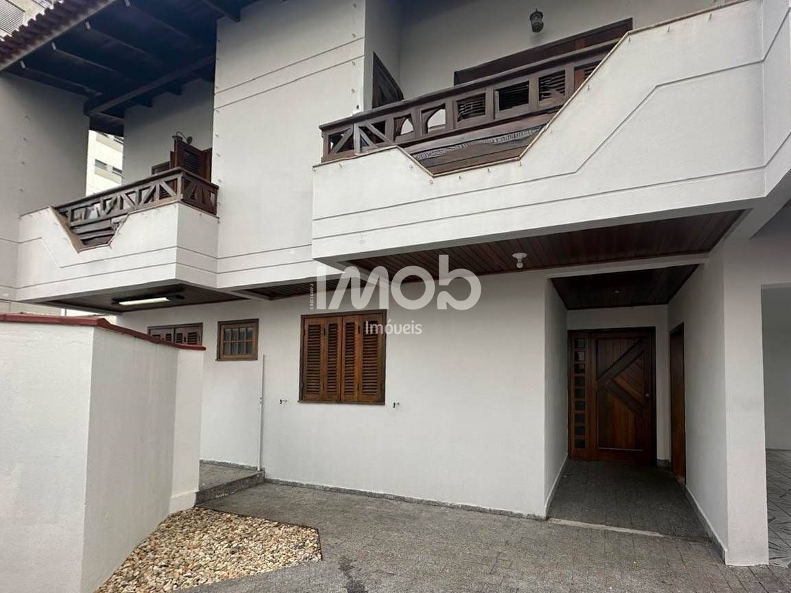 Casa com suíte master + 4 quartos, centro - foto 3