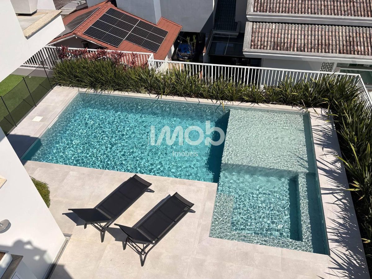 Casa, 3 quartos, 250 m² - Foto 19