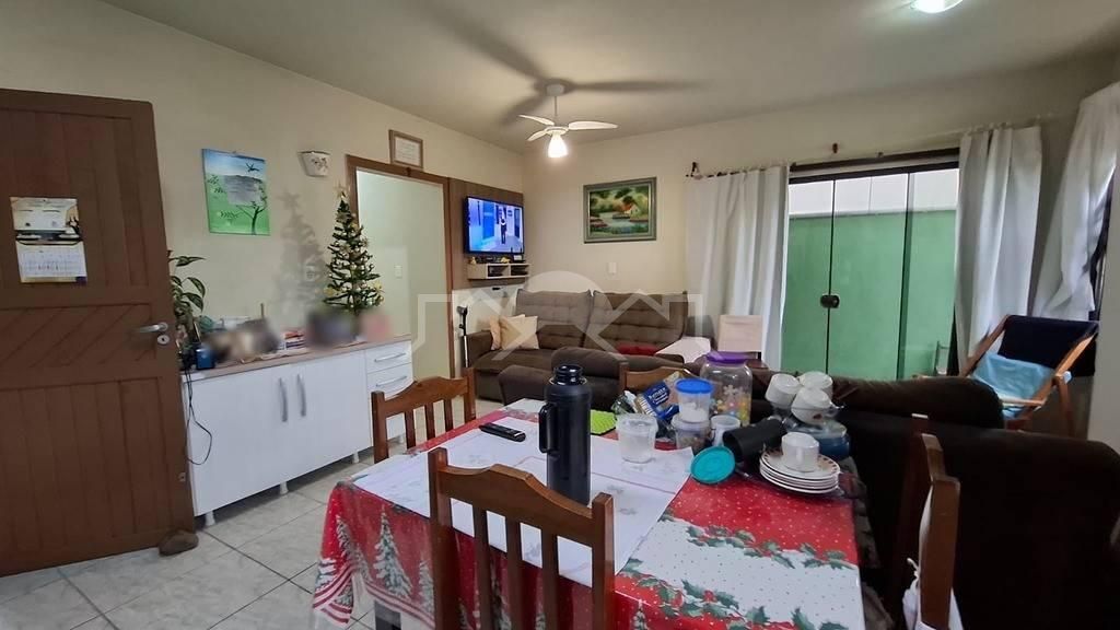 Casa, 3 quartos, 70 m² - Foto 2