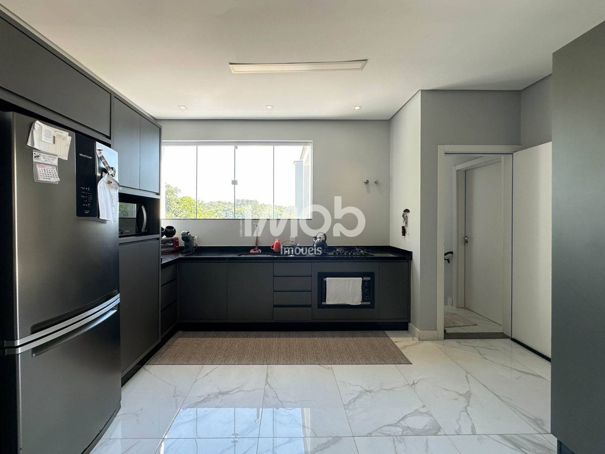 Casa, 3 quartos, 199 m² - Foto 8
