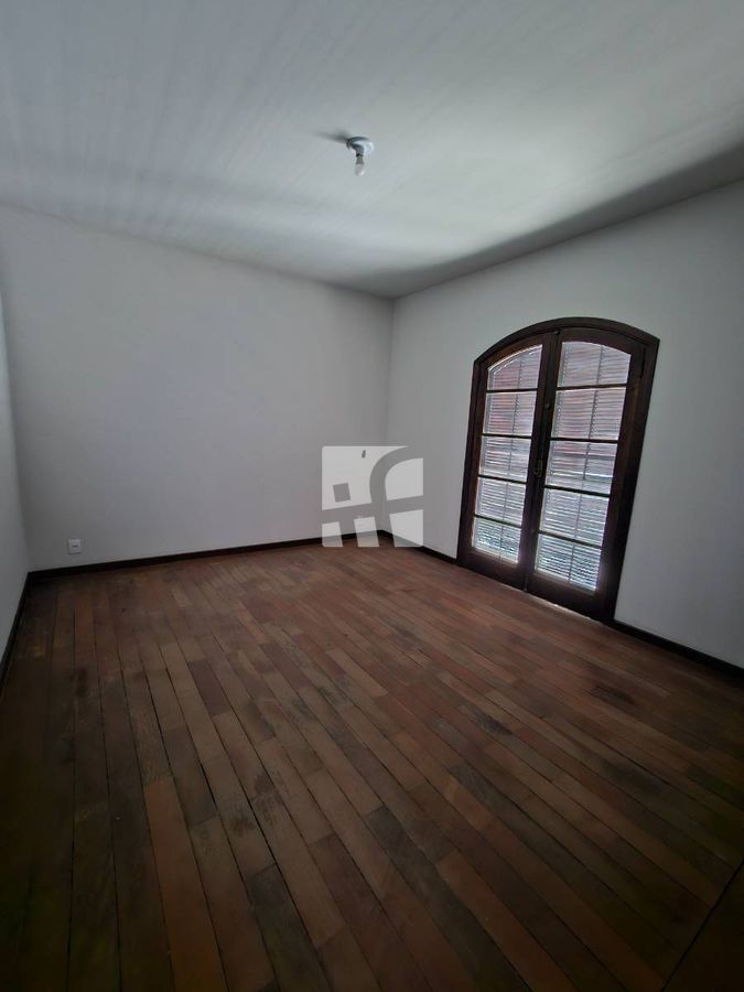 Residencial e Comercial com 3 quartos