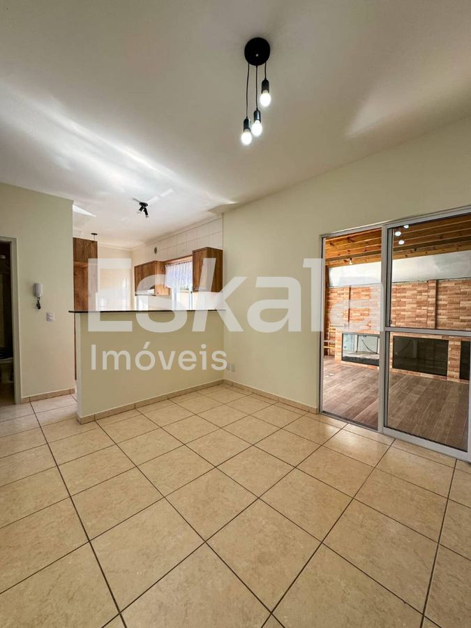Apartamento Semi Mobiliado Com 02 Quartos Nereu Ramos - Jaraguá Do Sul