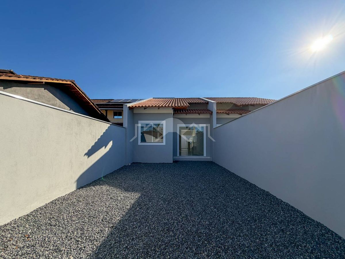 Casa, 3 quartos, 66 m² - Foto 2
