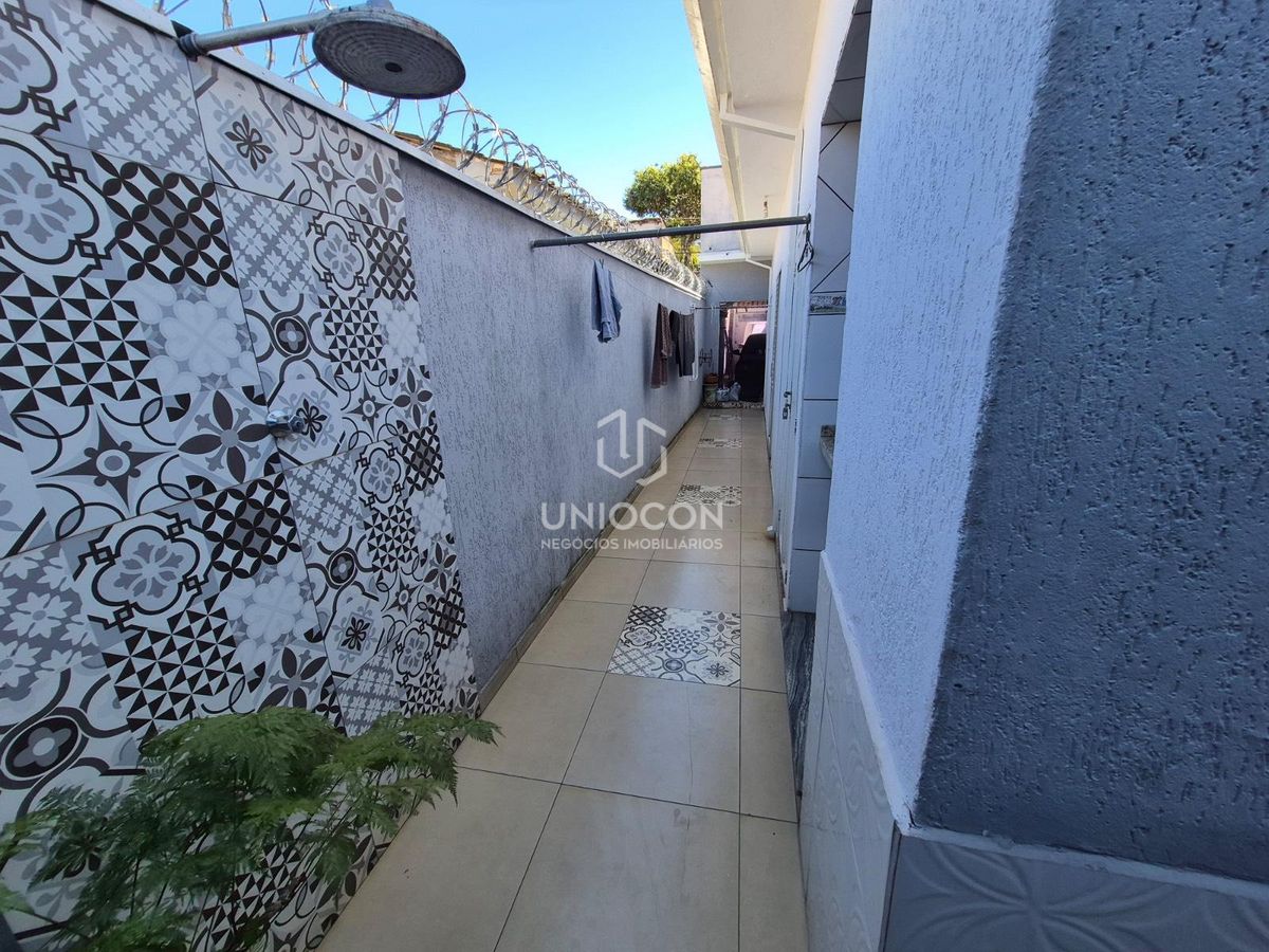 Casa, 3 quartos, 280 m² - Foto 2