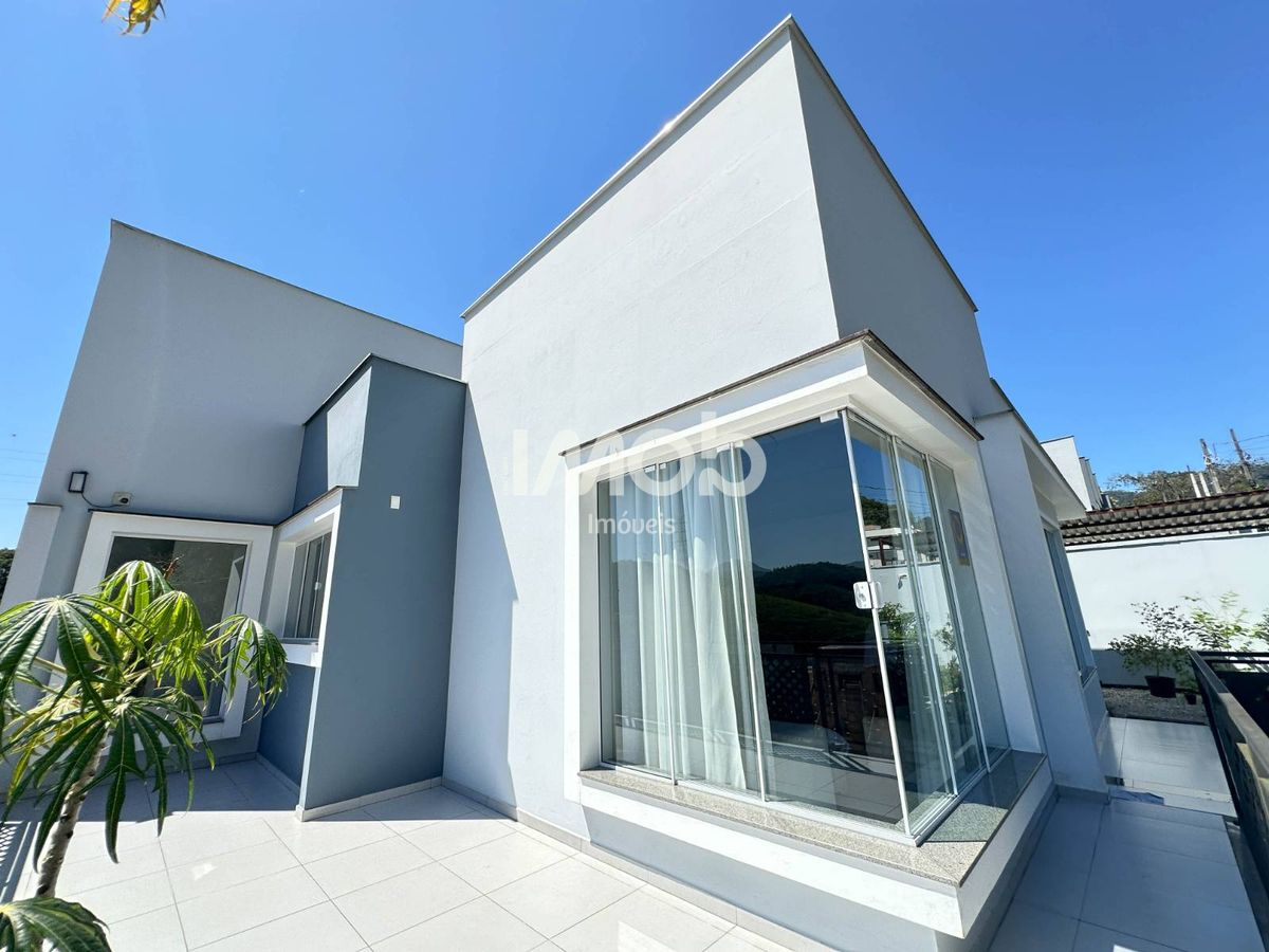 Casa, 3 quartos, 199 m² - Foto 3