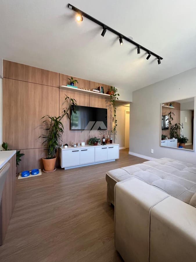Apartamento com 2 quartos, Centro - Florianópolis