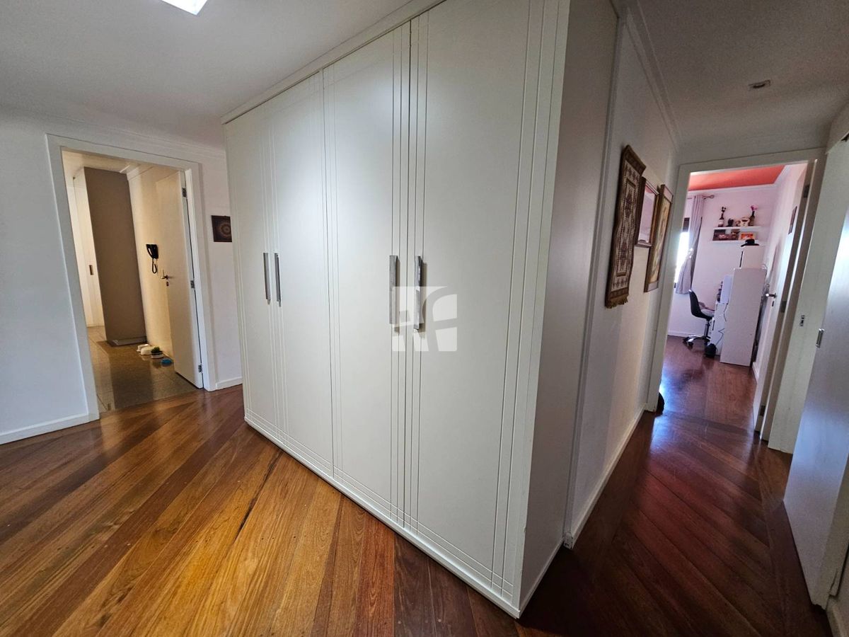 Apartamento com 4 quartos, Campo Belo - São Paulo