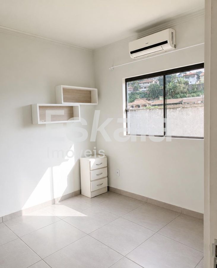 Casa Semimobiliada Com 02 Dormitórios Vila Lenzi - Jaraguá Do Sul